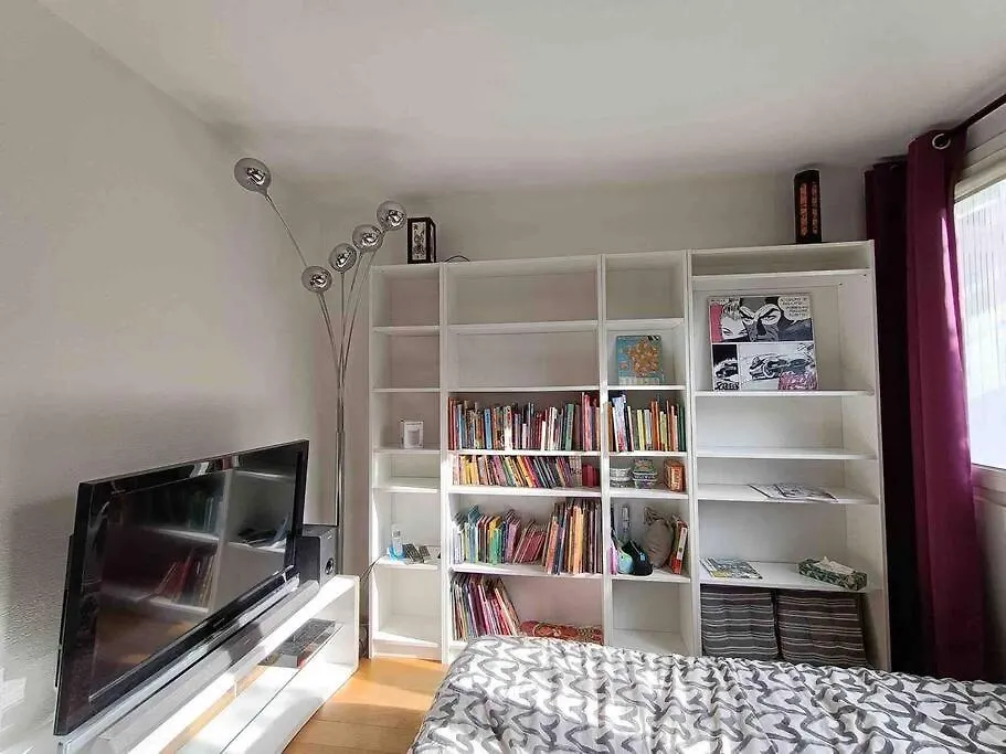 Appartement 6 Invites A 25 Min Du Centre De Paris Cachan France