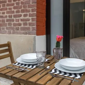 Tulipe : Proche Rer B Appartement