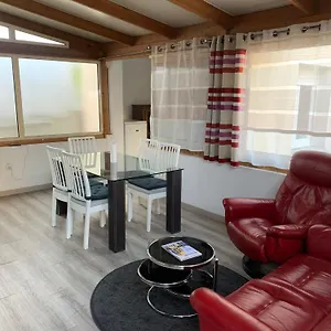 Grand Avec Terrasse & Jardin A 5 Minutes De Paris Appartement